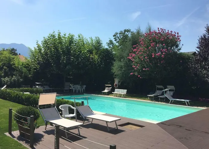 Vittoria Apartamento Dongo